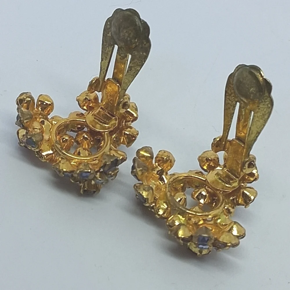 * Vintage Purple Austrian Crystal Flower Cluster Clip On Earrings